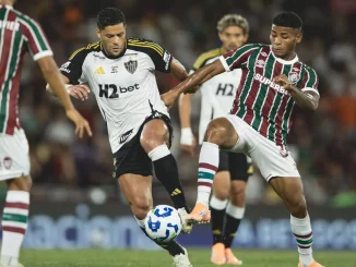 Hulk em ação pelo Atlético-MG contra o Fluminense