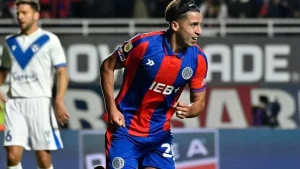 Alexis Cuello em ação pelo San Lorenzo