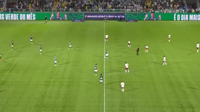 Palmeiras deu a saída de bola nos dois tempos da partida contra o Fluminense