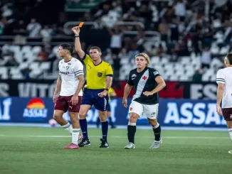 Facundo Bernal expulso na vitória do Fluminense sobre o Vasco