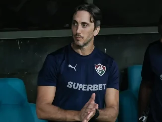 Zubeldía desabafou sobre os gols perdidos pelo Fluminense