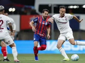 Renê em ação pelo Fluminense na Arena Fonte Nova
