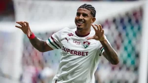 John Kennedy marcou mais um gol na temporada de 2026