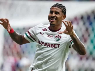 John Kennedy marcou mais um gol na temporada de 2026