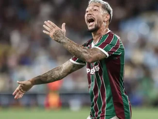 Lindinor Larangeira exalta o futebol de Zubeldía, elogia a postura de Bárbara Coelho e detona os erros de scout da diretoria do Fluminense com Rodrigo Castillo.