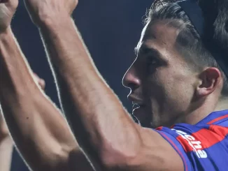 Alexis Cuello ficou distante do Fluminense