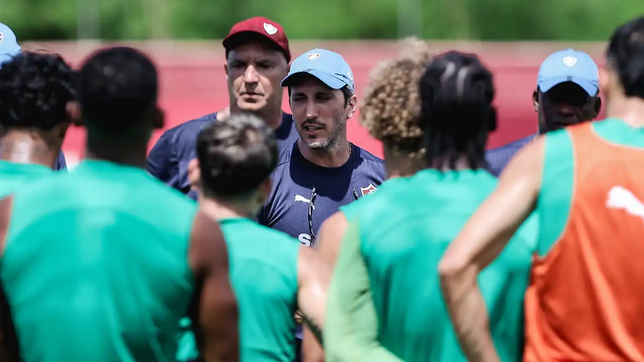 Zubeldía definiu os relacionados do Fluminense para a final do Carioca 2026