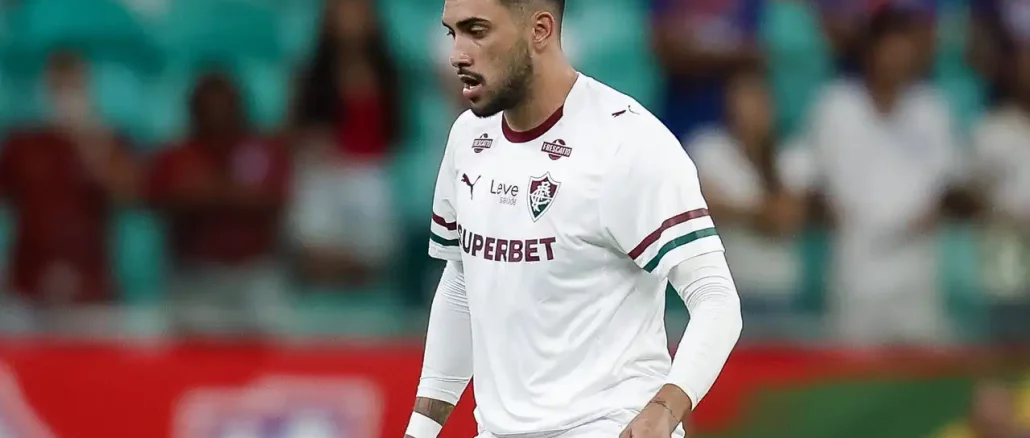 Ramon Motta e Renata Mendonça criticam momento de Juan Freytes no Sportv e sugerem nova dupla de zaga para o Fluminense na final. Veja os detalhes!