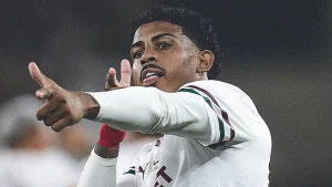 John Kennedy marcou o gol da vitória do Fluminense