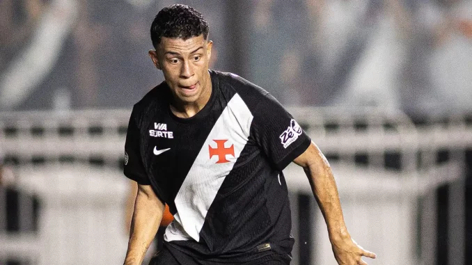 Vasco pode ter até quatro mudanças contra o Fluminense