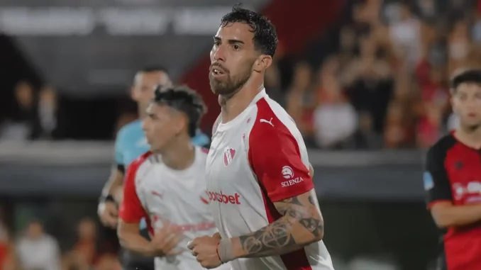 Fluminense tenta fechar a compra do atacante Gabriel Ávalos