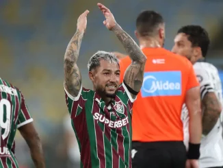 Fluminense bateu o Botafogo com golaço de Lucho Acosta