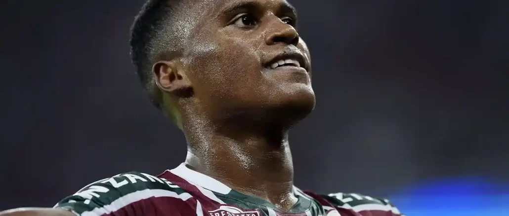 Jhon Arias foi um fiasco na Inglaterra