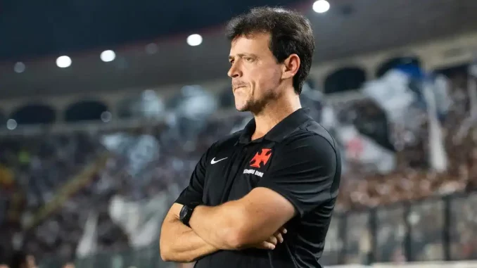 Fernando Diniz foi demitido pelo Vasco após o revés para o Fluminense