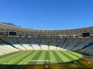 Saiba onde assistir Fluminense x Athletico-PR ao vivo. Confira os narradores e comentaristas da Globo e do Premiere para o duelo no Maracanã.
