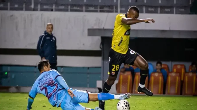 Adversário do Fluminense na Libertadores, Bolívar encerra preparação com três derrotas em quatro jogos e leva 5 a 1 do Deportivo Quito.