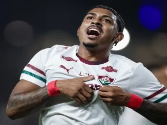 John Kennedy marcou o primeiro gol da vitória do Fluminense sobre o Remo no Mangueirão, pelo Brasileirão