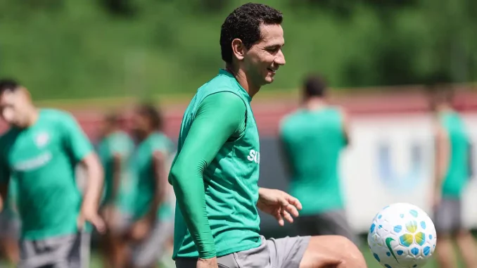 Ganso deve ser a principal novidade do Fluminense contra o Athletico-PR