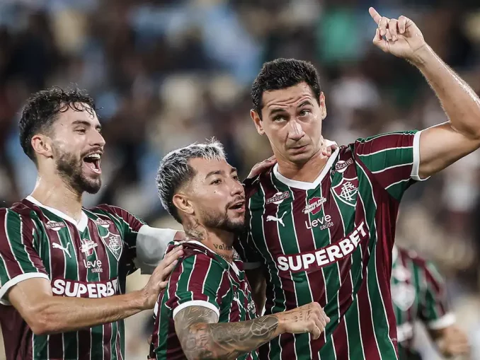 Marcão vai mexer no meio-campo do Fluminense contra o Corinthians