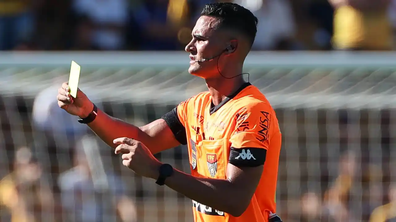 CBF divulga arbitragem para Operário x Fluminense