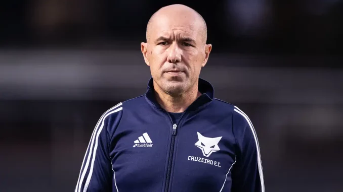 Léo Jardim é o novo técnico do Flamengo