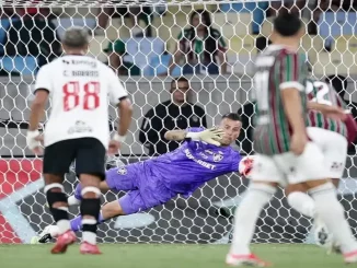 Fábio foi o herói da classificação do Fluminense para a final do Carioca 2026