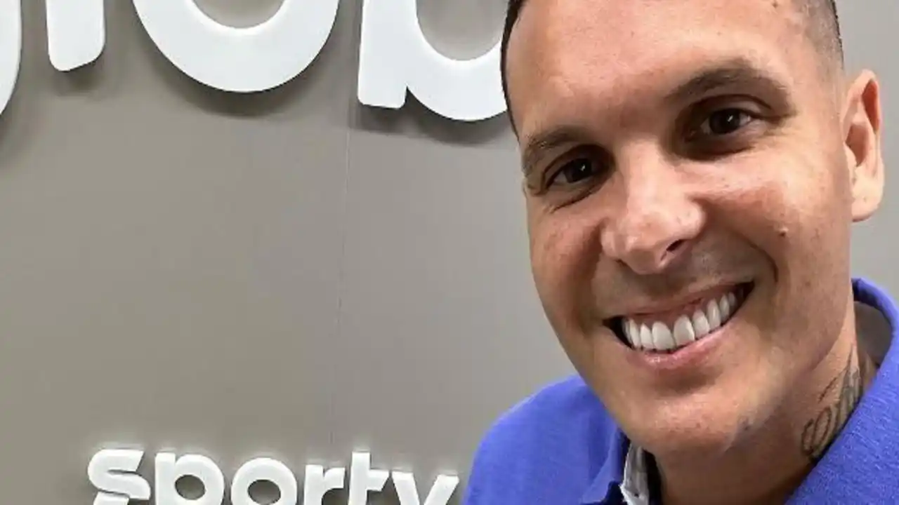 Ramon Motta e Renata Mendonça criticam momento de Juan Freytes no Sportv e sugerem nova dupla de zaga para o Fluminense na final. Veja os detalhes!