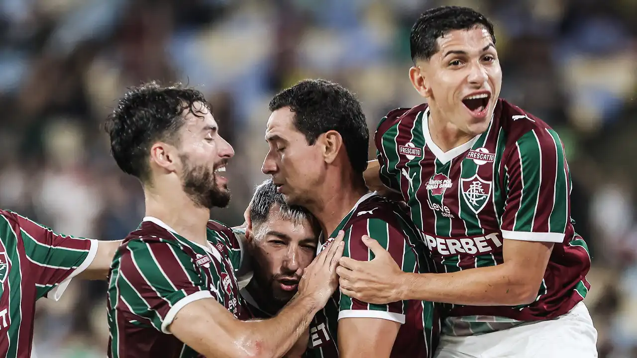 Ganso ou Savarino? Saiba quem deve ser substituir Lucho Acosta