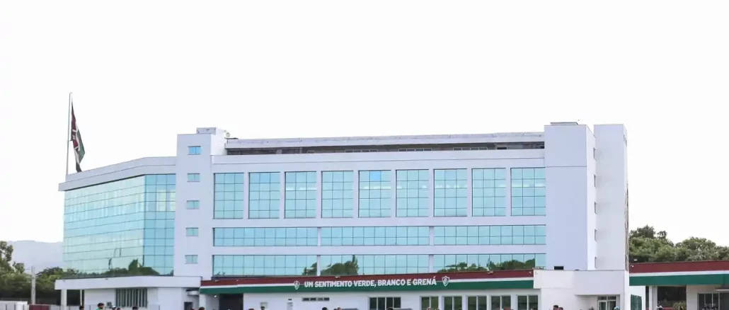 De volta ao trabalho: Martinelli e Canobbio reforçam o Fluminense na reapresentação desta terça-feira.