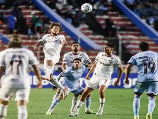 Em atuação apática na altitude, Fluminense perde para o Bolívar com dois gols de Robson Matheus e cai para a última posição do grupo na Libertadores.