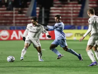 Em atuação apática na altitude, Fluminense perde para o Bolívar com dois gols de Robson Matheus e cai para a última posição do grupo na Libertadores.