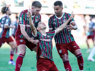 Fluminense bateu o Santos de virada por 3 a 2