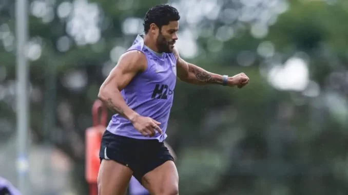 Hulk pode acertar saída do Atlético-MG nesta segunda-feira