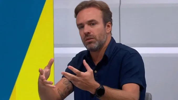 Roger Flores classificou como inadmissível a decisão da diretoria do Fluminense no adiamento do Fla-Flu