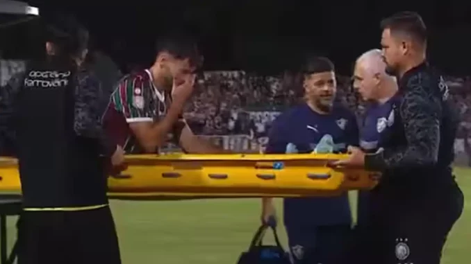 Martinelli se lesionou no começo do jogo contra o Operário