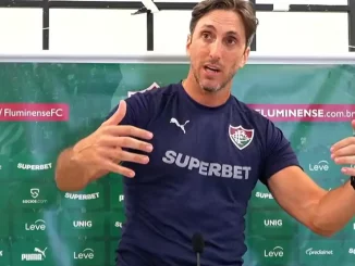 Zubeldía teve reação inusitada ao questionar anulação de gol do Fluminense