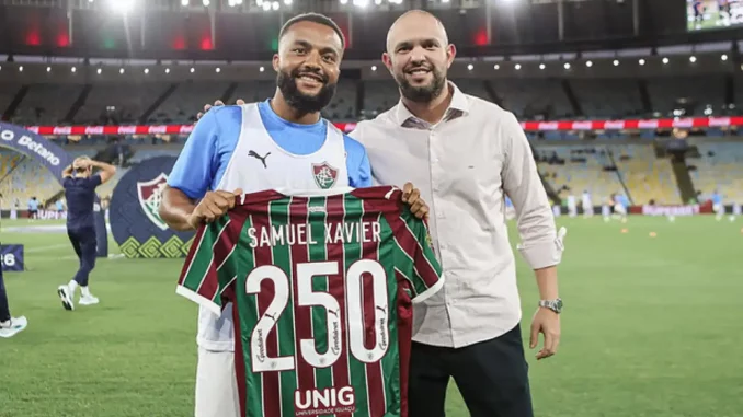 Samuel Xavier revelou que a diretoria do Fluminense não consultou o elenco sobre o adiamento do Fla-Flu
