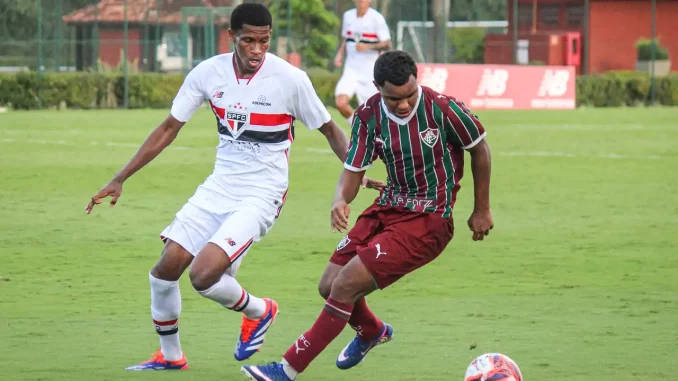 Fluminense segue no Z4 do Brasileirão Sub-20 após derrota para o São Paulo