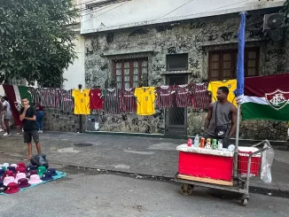 Veja a movimentação da torcida do Fluminense no Maracanã