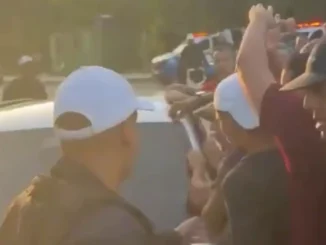 Freytes teve o carro cercado por dezenas de torcedores do Fluminense