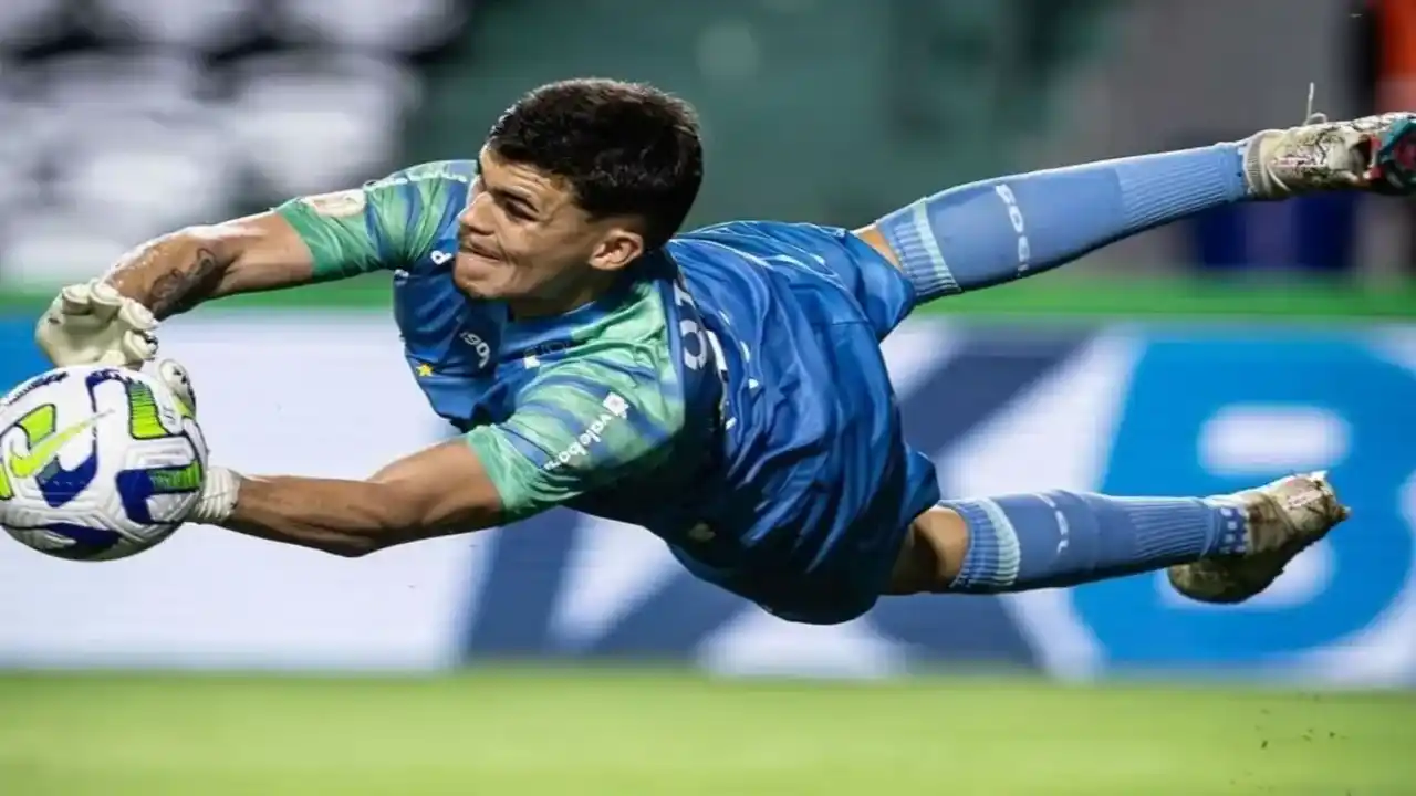 Fluminense analisa contratação do goleiro do Coritiba