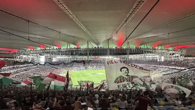 Tudo sobre Fluminense x Chapecoense: onde assistir ao vivo, prováveis escalações, análise de Vinicius Toledo e palpites para o jogo no Maracanã.