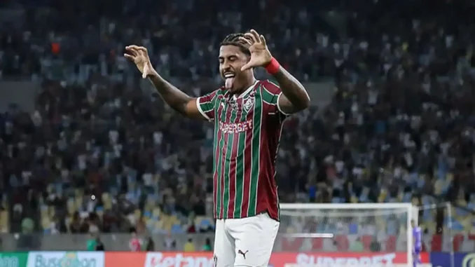 John Kennedy marcou o primeiro do Fluminense na vitória por 3 a 1 sobre o Corinthians