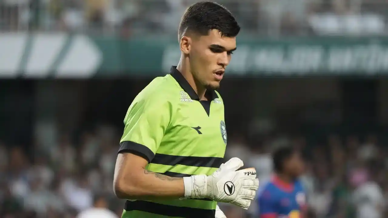 Fluminense analisa contratação do goleiro Pedro Morisco, do Coritiba