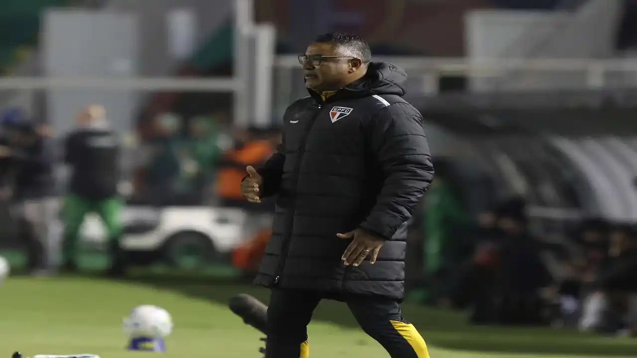 Roger Machado foi demitido do São Paulo