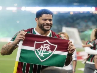 Hulk foi apresentado no Maracanã