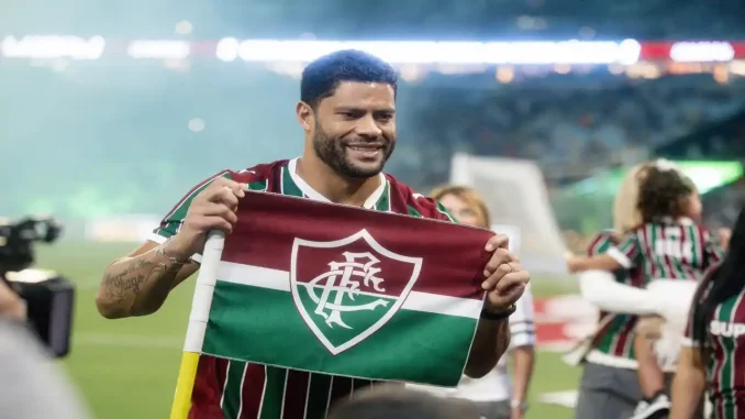 Hulk foi apresentado no Maracanã