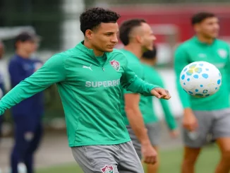 Guilherme Arana estará entre os titulares do Fluminense para decisão na Libertadores