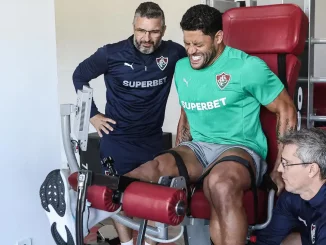 Hulk treinou pela primeira vez no Fluminense