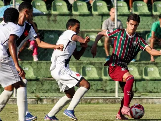 Fluminense foi derrotado por 2 a 0 pelo Vasco